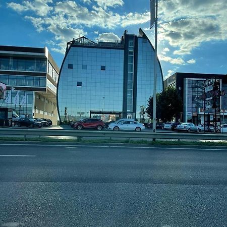 Апартаменты Cedartree Prishtina Приштина Экстерьер фото