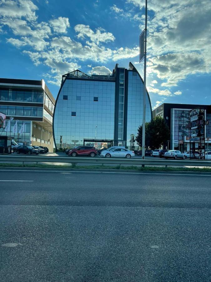 Апартаменты Cedartree Prishtina Приштина Экстерьер фото